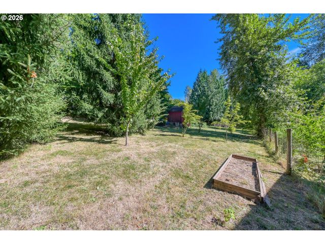 5717 Se SALQUIST Rd, Gresham, OR 97080