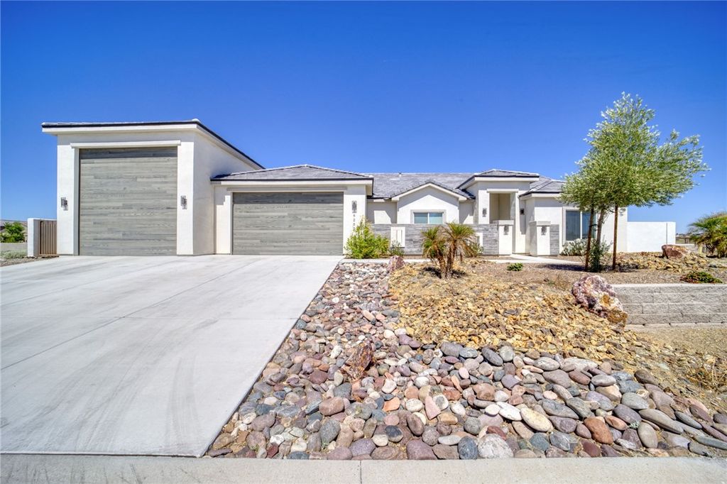 6257 S Via Del Mar, Fort Mohave, AZ 86426