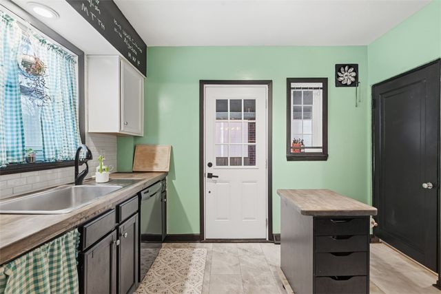 332 Highland Road, Penn Hills, PA 15235