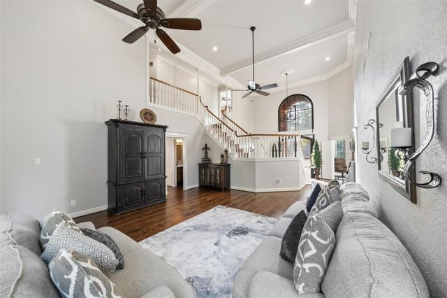 5107 Mulberry Grove Drive, Houston, TX 77345