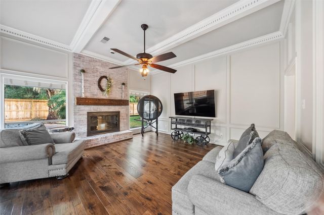 5107 Mulberry Grove Drive, Houston, TX 77345