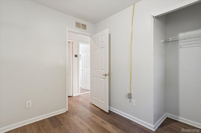 803 Dorset Avenue, Ypsilanti, MI 48198