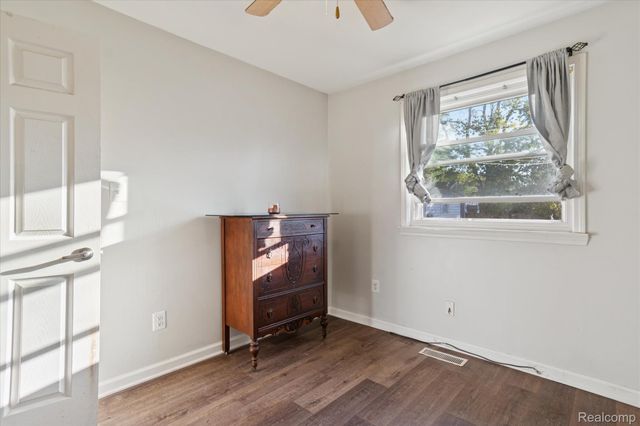 803 Dorset Avenue, Ypsilanti, MI 48198