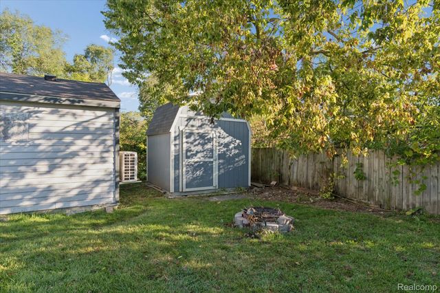 803 Dorset Avenue, Ypsilanti, MI 48198