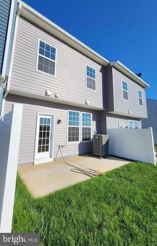 437 HILLSDALE PL, Martinsburg, WV 25403