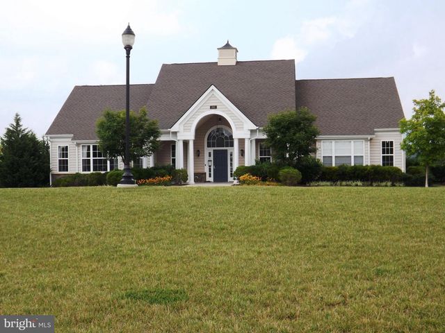 437 HILLSDALE PL, Martinsburg, WV 25403