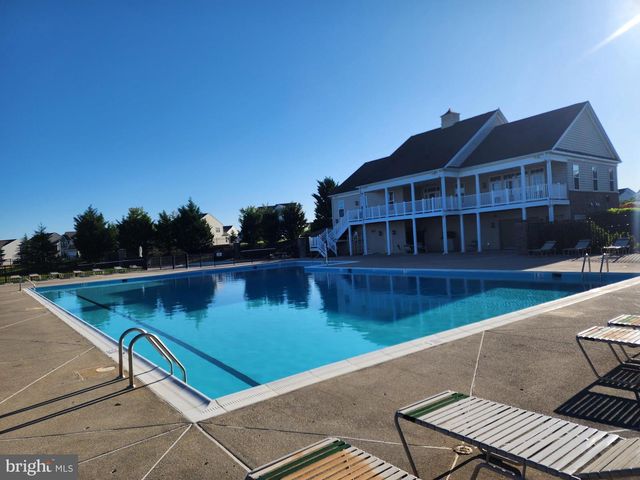 437 HILLSDALE PL, Martinsburg, WV 25403