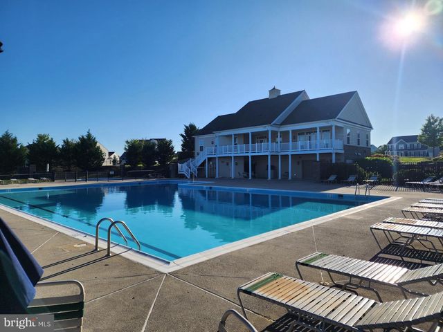437 HILLSDALE PL, Martinsburg, WV 25403
