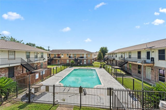 3316 Burke Road 43, Pasadena, TX 77504