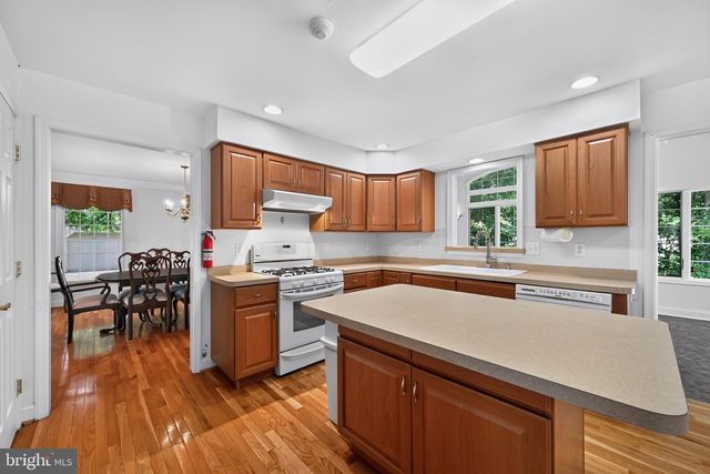 24 AUSPICE CIR, Newark, DE 19711