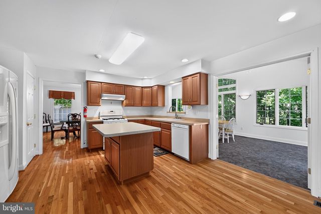 24 AUSPICE CIR, Newark, DE 19711