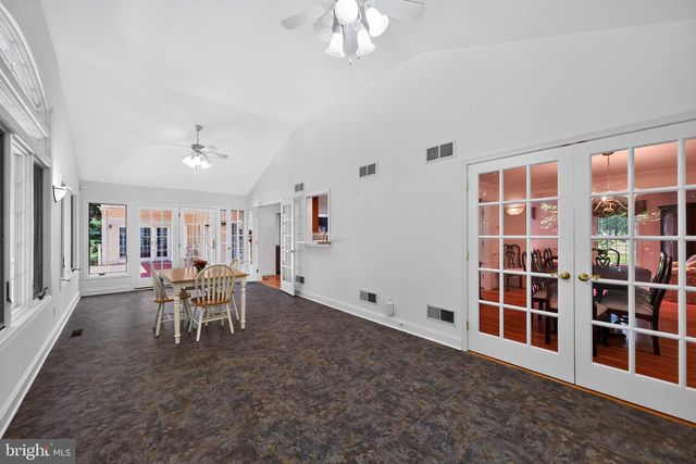 24 AUSPICE CIR, Newark, DE 19711