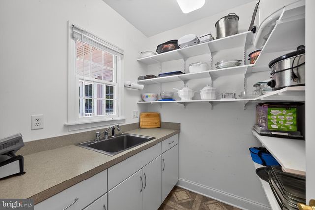 24 AUSPICE CIR, Newark, DE 19711