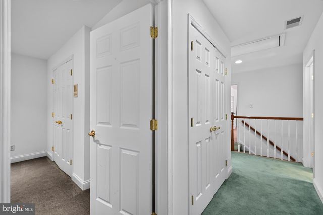 24 AUSPICE CIR, Newark, DE 19711