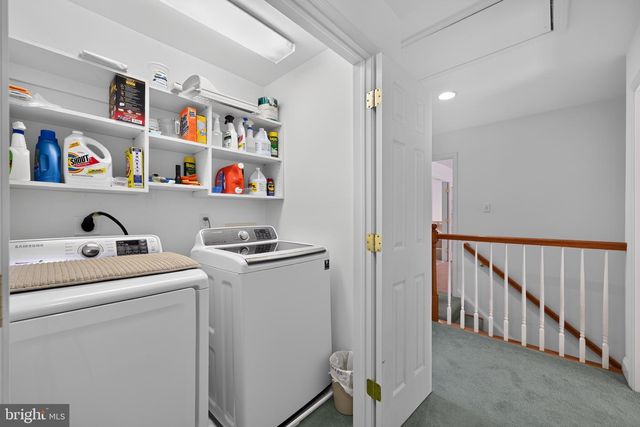 24 AUSPICE CIR, Newark, DE 19711