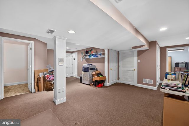 24 AUSPICE CIR, Newark, DE 19711