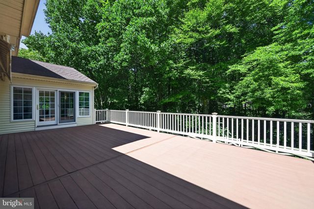 24 AUSPICE CIR, Newark, DE 19711