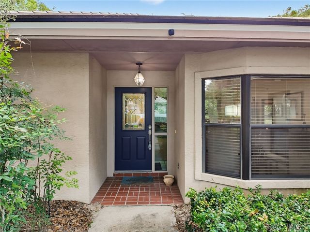 2961 W Plantation Pines Court, Lecanto, FL 34461