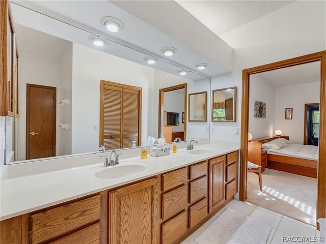 2961 W Plantation Pines Court, Lecanto, FL 34461