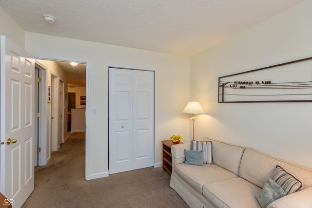 8038 Sydney Lane, Avon, IN 46123