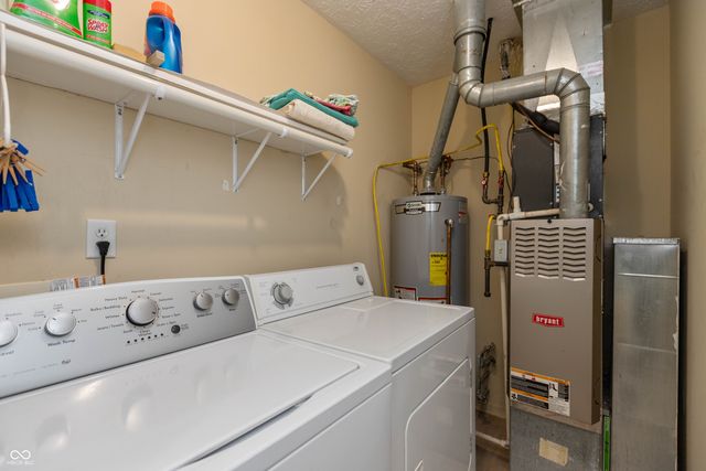 8038 Sydney Lane, Avon, IN 46123