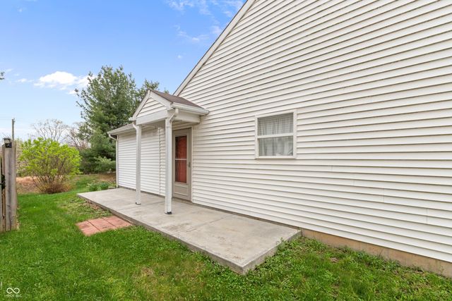 8038 Sydney Lane, Avon, IN 46123