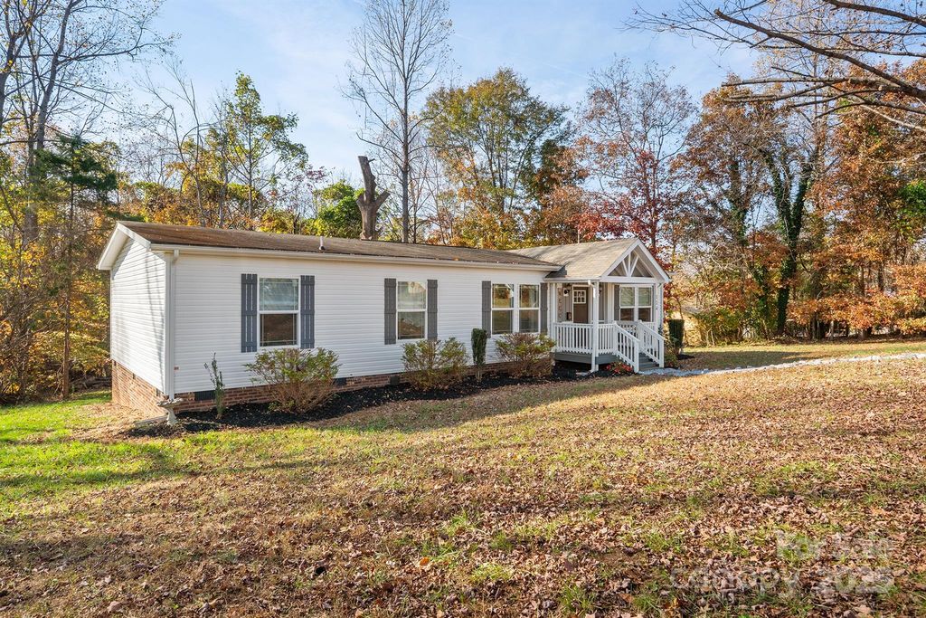 114 Curtis Street, Morganton, NC 28655