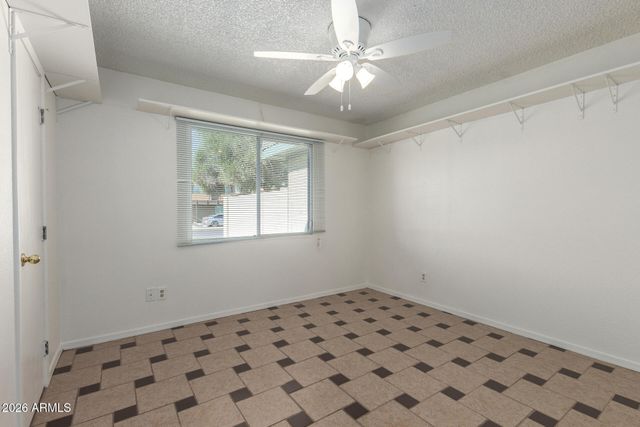 8030 N 32ND Lane, Phoenix, AZ 85051