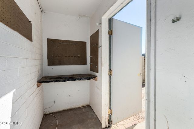 8030 N 32ND Lane, Phoenix, AZ 85051