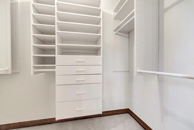 504 SOMERSET DRIVE, Green Bay, WI 54301