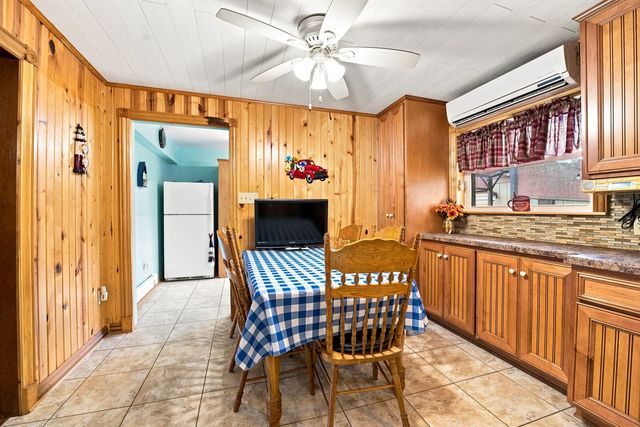 8726 E Mallard Lane, Wilmington, IL 60481