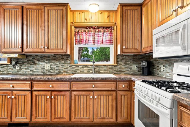 8726 E Mallard Lane, Wilmington, IL 60481