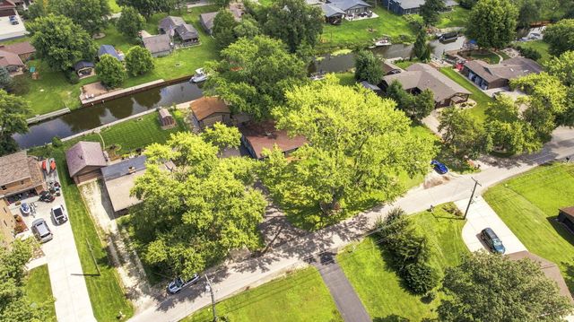 8726 E Mallard Lane, Wilmington, IL 60481