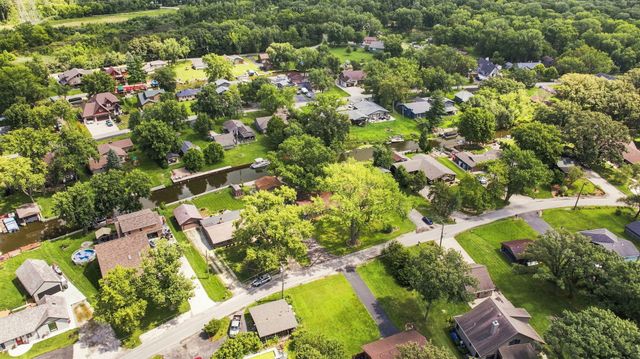 8726 E Mallard Lane, Wilmington, IL 60481