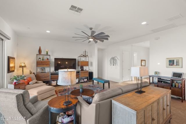 13585 S Rockhouse Canyon Trail, Vail, AZ 85641