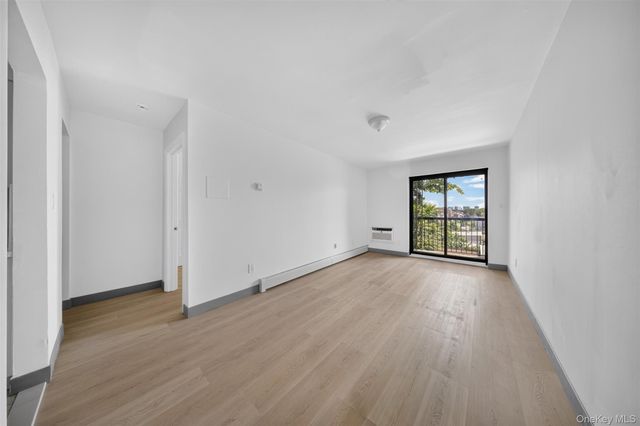 42-11 108 st, Corona, NY 11368