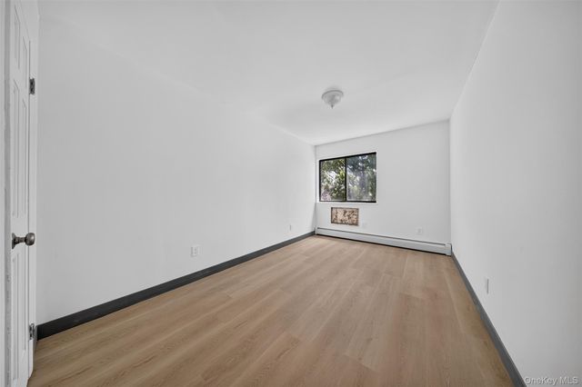 42-11 108 st, Corona, NY 11368