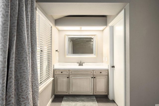 1154 Palo Alto Avenue, Clovis, CA 93612