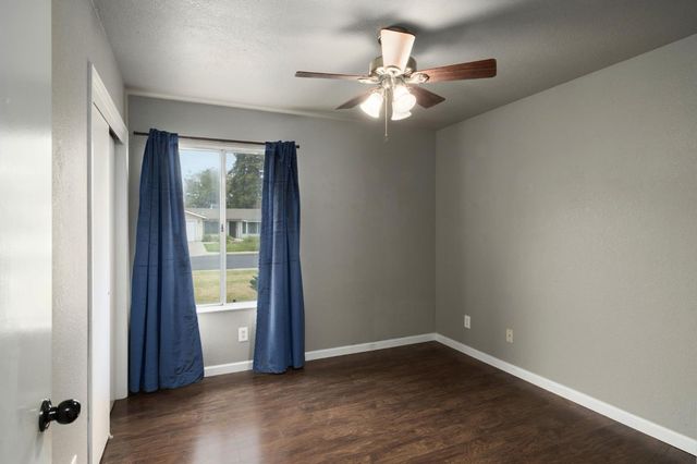 1154 Palo Alto Avenue, Clovis, CA 93612