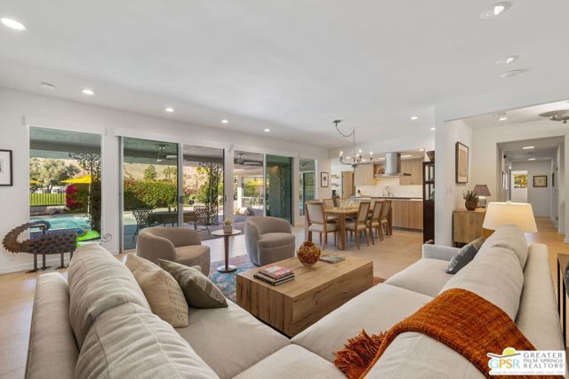 2367 S Yosemite Drive, Palm Springs, CA 92264