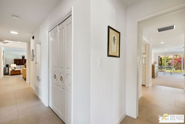 2367 S Yosemite Drive, Palm Springs, CA 92264