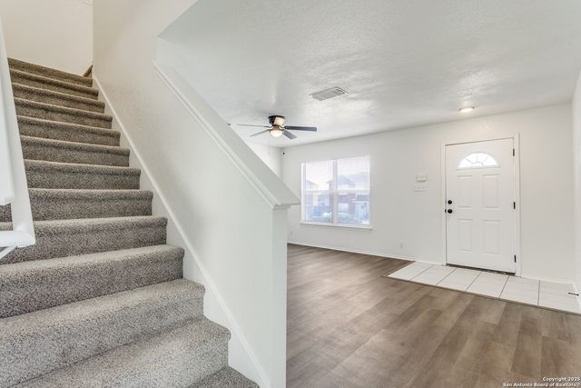 8 Laden, San Antonio, TX 78238