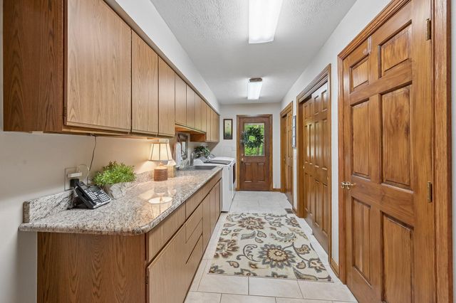 8080 Manitou Drive, Westerville, OH 43081