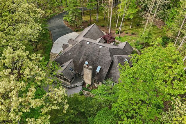 8080 Manitou Drive, Westerville, OH 43081