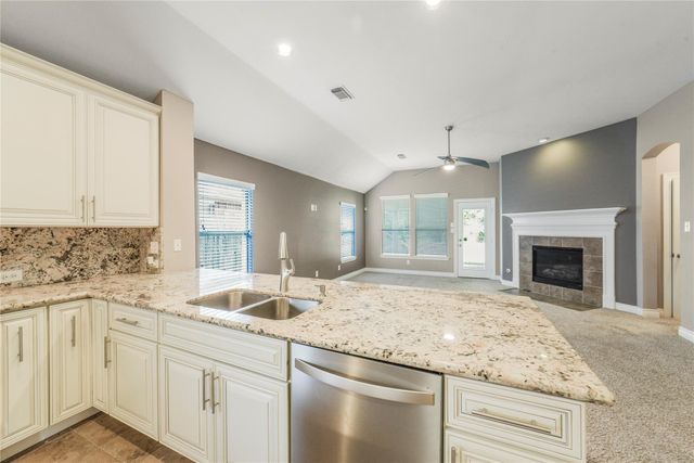 13715 Cypresswood Crossing Boulevard, Houston, TX 77070