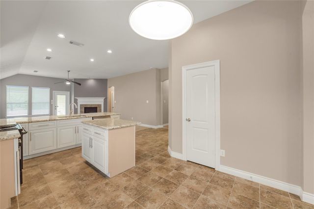 13715 Cypresswood Crossing Boulevard, Houston, TX 77070