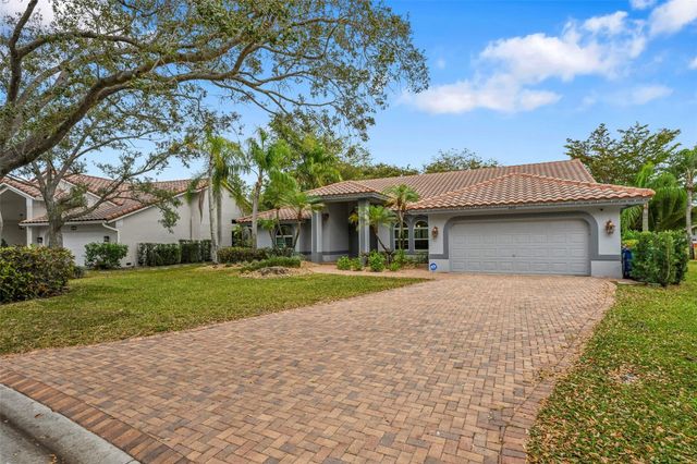 4911 NW 103rd Avenue, Coral Springs, FL 33076
