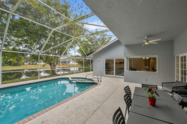 4911 NW 103rd Avenue, Coral Springs, FL 33076