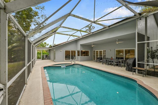 4911 NW 103rd Avenue, Coral Springs, FL 33076