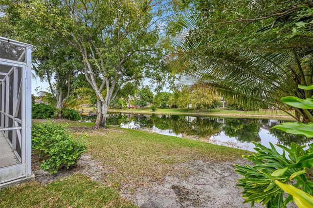 4911 NW 103rd Avenue, Coral Springs, FL 33076